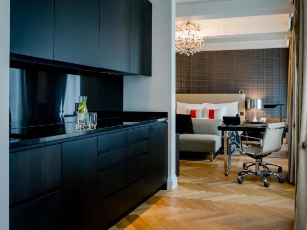 Hotel Schweizerhof Bern & Spa : photo 5 de la chambre suite boutique 1 chambre avec kitchenette