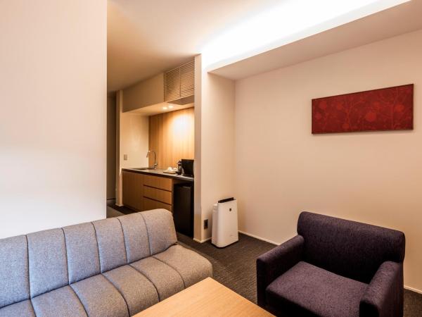 Tomoya Residence Hotel Kyoto : photo 3 de la chambre suite 1 chambre lits jumeaux avec kitchenette - vue sur jardin - rez-de-chaussée