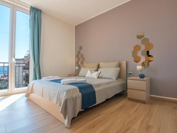 Santa Caterina B&B : photo 5 de la chambre chambre triple deluxe - vue sur mer