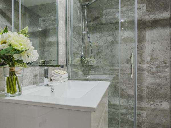 Toowong Central Motel Apartments : photo 1 de la chambre chambre lits jumeaux Économique