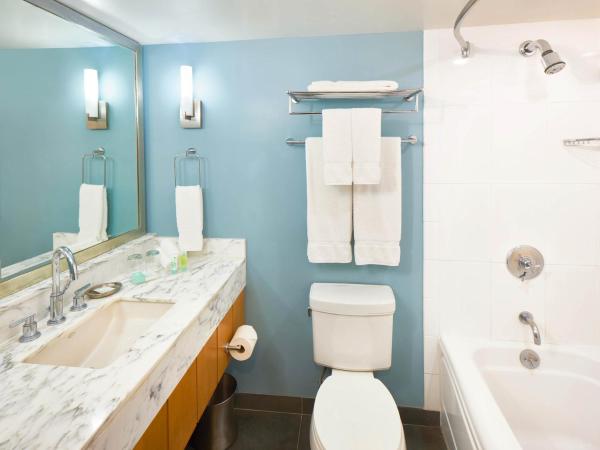 Ala Moana Hotel - Resort Fee Included : photo 4 de la chambre tour kona avec frais de service inclus - vue sur ville