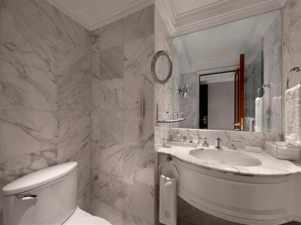 Hotel Royal Macau : photo 6 de la chambre chambre lit king-size royale premier avec 2 petits-déjeuners, 2 goûters et les avantages du salon