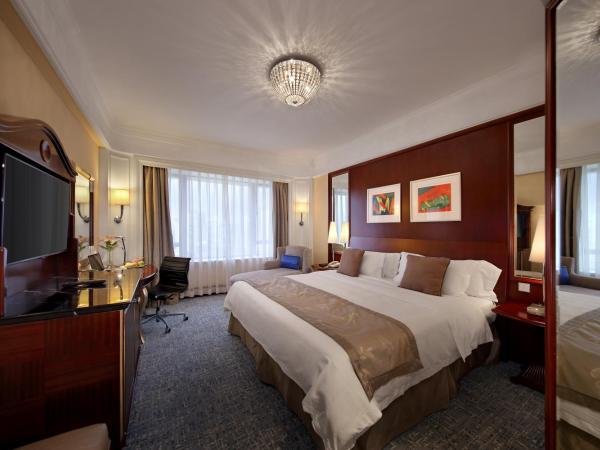 Hotel Royal Macau : photo 1 de la chambre chambre lit king-size royale premier avec 2 petits-déjeuners, 2 goûters et les avantages du salon