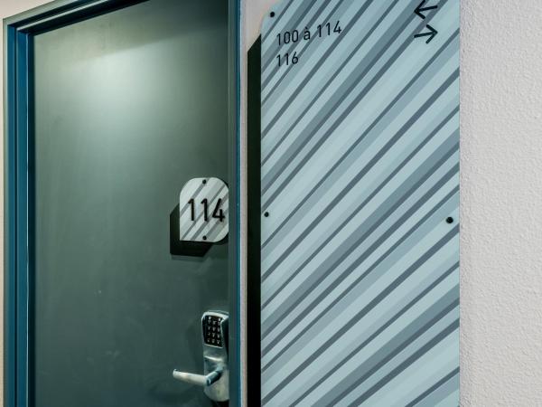 B&B HOTEL Bordeaux Centre Gare Saint-Jean : photo 3 de la chambre chambre lits jumeaux