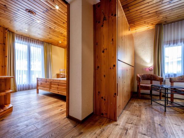 Hotel Astoria : photo 4 de la chambre chambre double avec balcon