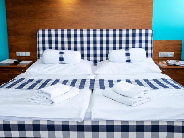 Restaurant & Design Hotel Noem Arch : photo 1 de la chambre captain cabin - deluxe double room with bath