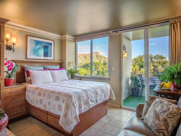 Castle at Waikīkī Grand : photo 2 de la chambre studio avec kitchenette - vue sur l'océan