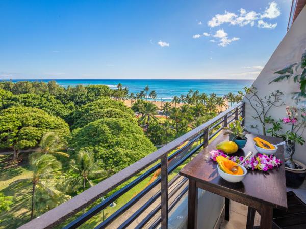Castle at Waikīkī Grand : photo 6 de la chambre studio avec kitchenette - vue sur l'océan