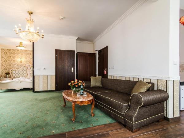 Pałac Margot Nature&SPA : photo 2 de la chambre appartement supérieur avec bain à remous