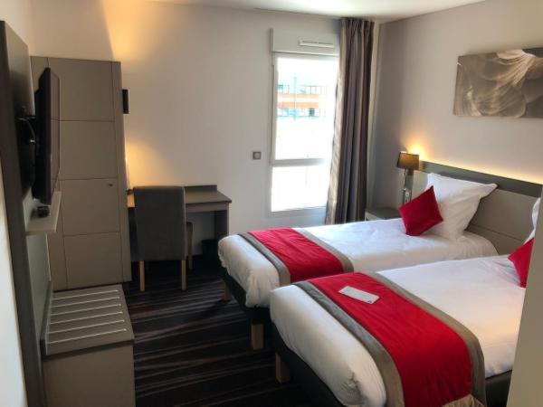 Hôtel AKENA Besançon : photo 5 de la chambre chambre lits jumeaux