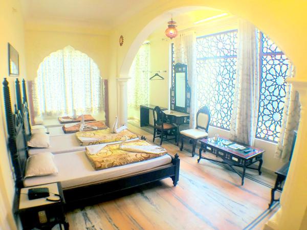 Krishna Palace - A Heritage Hotel : photo 2 de la chambre chambre quadruple standard sans climatisation