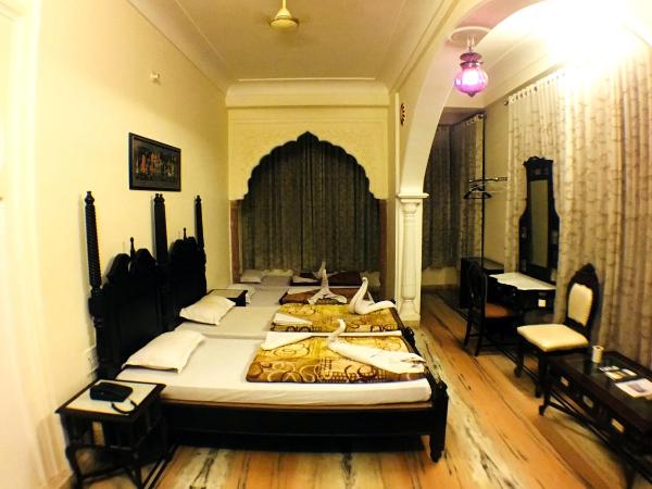 Krishna Palace - A Heritage Hotel : photo 1 de la chambre chambre quadruple standard sans climatisation