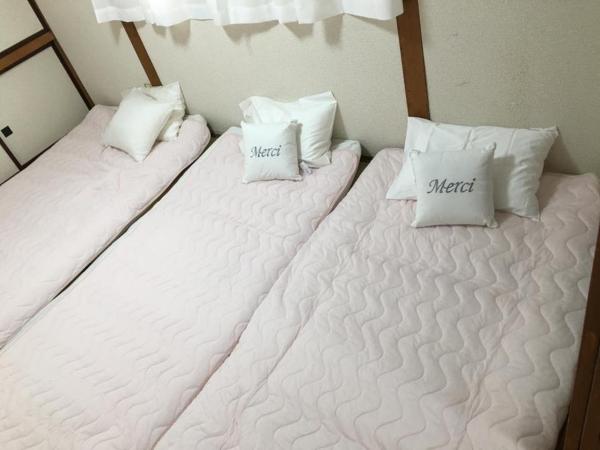 Happy Apartment : photo 2 de la chambre chambre familiale avec salle de bains privative