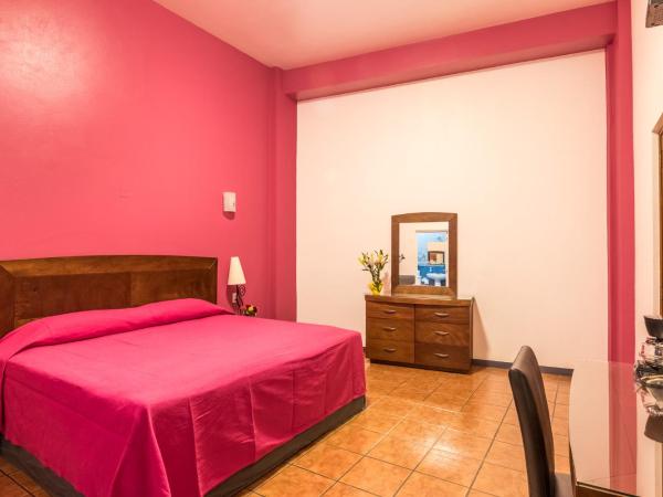 Hotel del Marquesado : photo 10 de la chambre chambre lit king-size supérieure