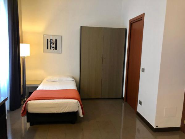 Demidoff Hotel Milano : photo 3 de la chambre chambre quadruple standard