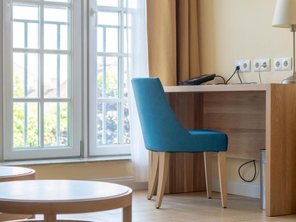 Hotel Spiess & Spiess : photo 8 de la chambre family room with balcony or terrace and garden view