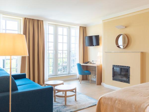 Hotel Spiess & Spiess : photo 1 de la chambre family room with balcony or terrace and garden view