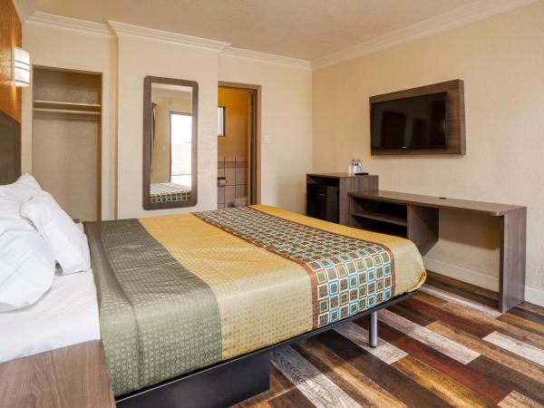 Economy Inn Hollywood : photo 4 de la chambre chambre lit king-size - non-fumeurs