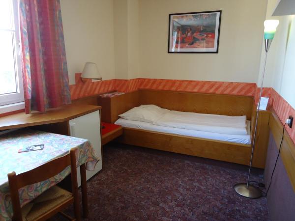 enjoyHotel garni Korntal Stuttgart : photo 1 de la chambre chambre simple standard