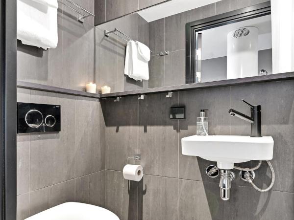 Forenom Aparthotel Oslo : photo 7 de la chambre mini studio pour 2 personnes avec balcon