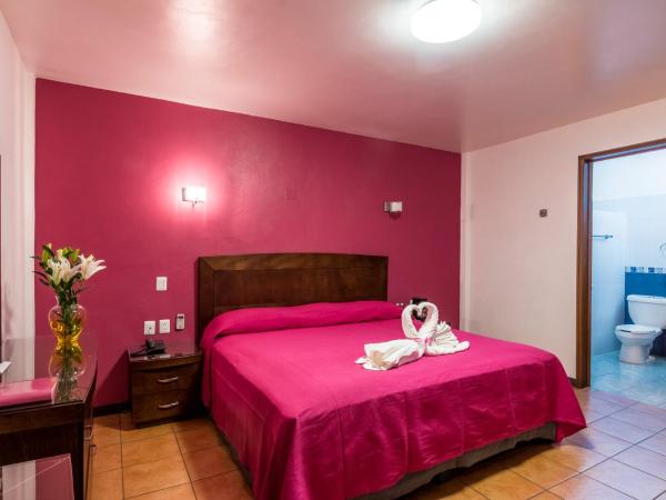 Hotel del Marquesado : photo 8 de la chambre chambre lit king-size supérieure