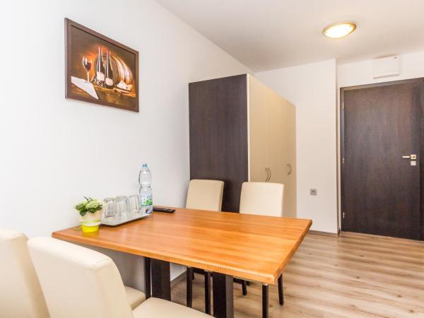 Nová Hospoda - Hotel & Restaurant : photo 6 de la chambre chambre quadruple standard