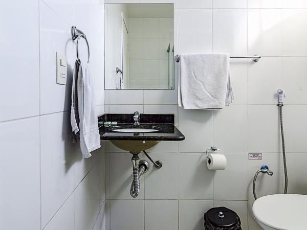 Villa Neves Residence : photo 4 de la chambre chambre triple basique