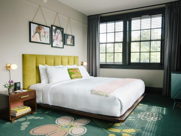 Hotel Clermont Atlanta, by Oliver : photo 3 de la chambre chambre lit king-size deluxe