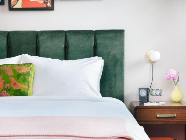 Hotel Clermont Atlanta, by Oliver : photo 4 de la chambre chambre lit king-size