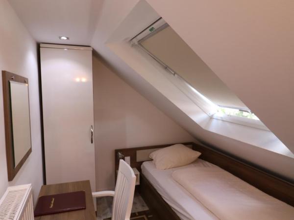 Hotel Boritzka : photo 1 de la chambre chambre simple avec salle de bains extérieure privative