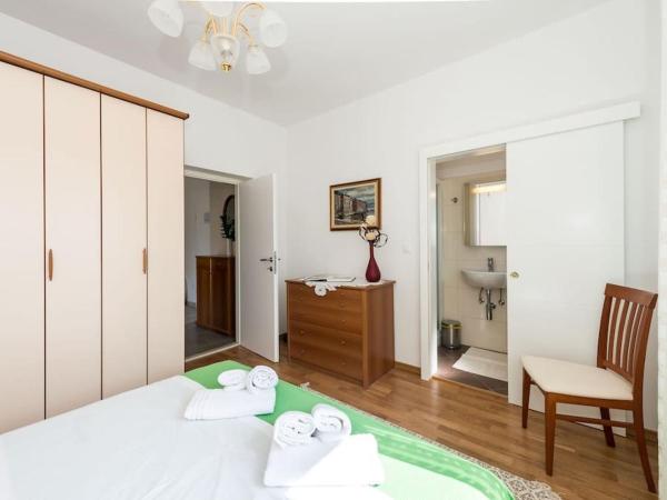 Apartments Medora : photo 6 de la chambre appartement avec balcon