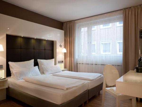 Hotel Santo : photo 1 de la chambre chambre double