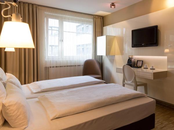 Hotel Santo : photo 3 de la chambre chambre double