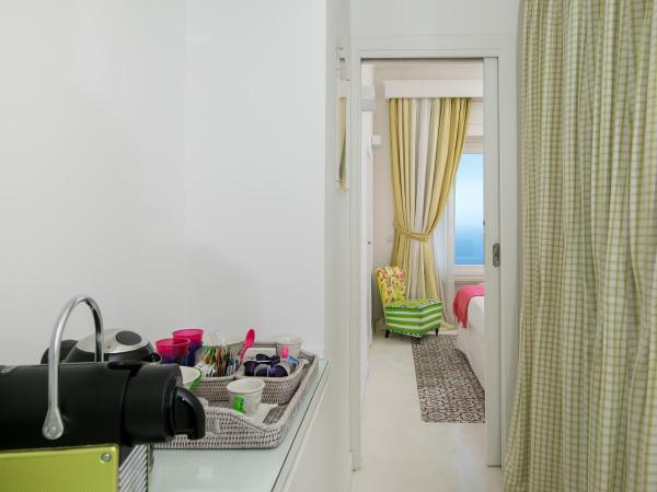 Casa Marta Capri : photo 5 de la chambre chambre quadruple