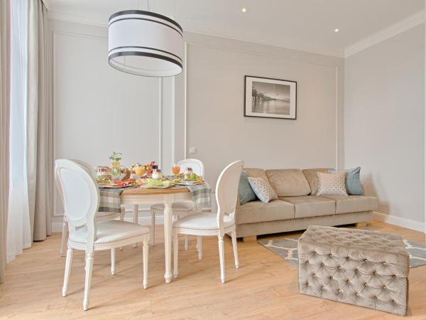 Apartamenty Molo Residence : photo 9 de la chambre appartement 1 chambre avec balcon