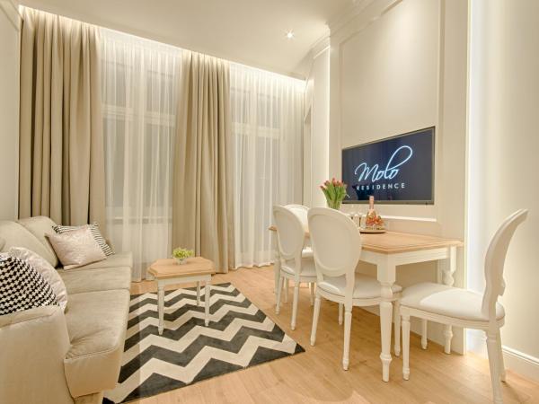 Apartamenty Molo Residence : photo 8 de la chambre appartement 1 chambre avec balcon