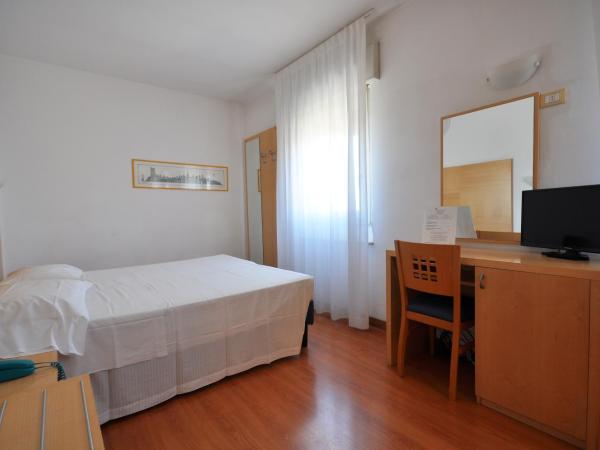 Hotel Igea : photo 1 de la chambre chambre double ou lits jumeaux
