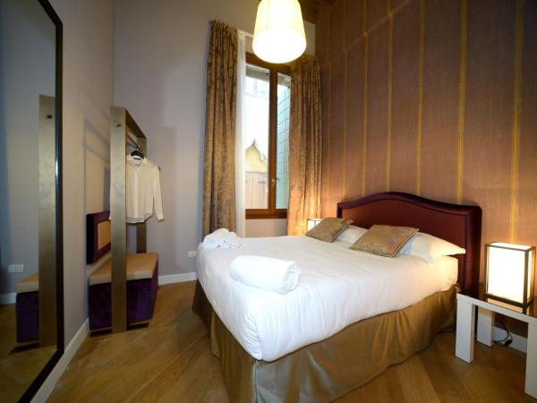 Residence La Fenice : photo 10 de la chambre appartement 3 chambres (8 adultes) - san marco 1859