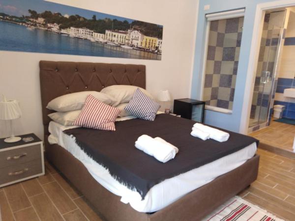 Casa Vacanze Riva Destra : photo 5 de la chambre chambre double