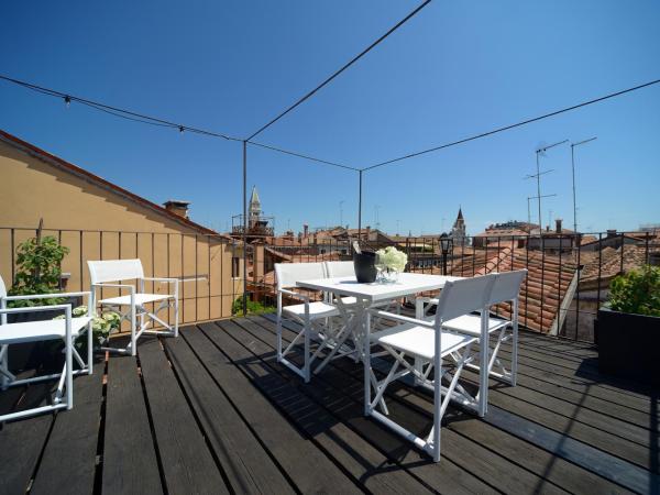 Residence La Fenice : photo 6 de la chambre appartement 1 chambre avec terrasse