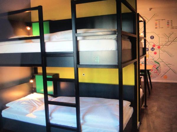 Grand Hostel Berlin Urban : photo 7 de la chambre lit dans dortoir mixte de 8 lits 