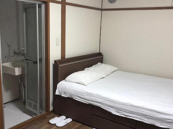 Happy Apartment : photo 2 de la chambre chambre double avec salle de bains privative