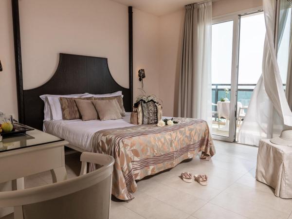 Baia del Mar Beach Boutique Hotel : photo 1 de la chambre chambre double deluxe - vue sur mer