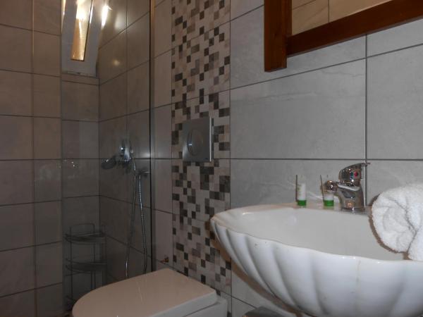 Voula Hotel : photo 5 de la chambre appartement - rez-de-chaussée