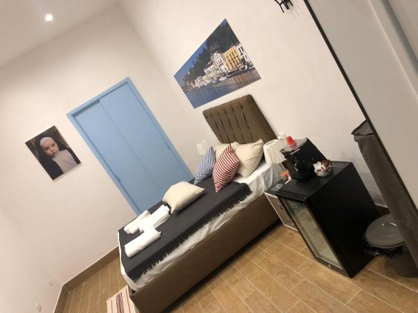 Casa Vacanze Riva Destra : photo 7 de la chambre chambre double