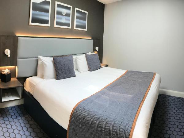Best Western Plus Vauxhall Hotel : photo 6 de la chambre suite junior avec lit double