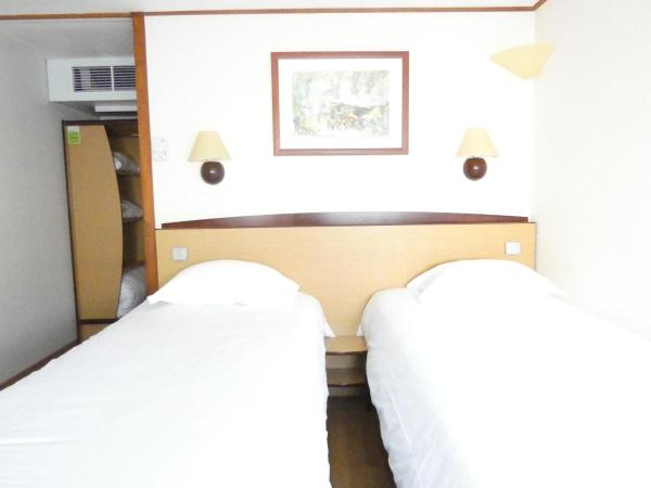 Hôtel Campanile Cahors : photo 7 de la chambre chambre lits jumeaux