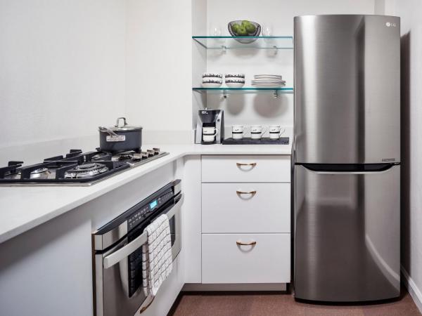 The Gardens Sonesta ES Suites New York : photo 3 de la chambre suite junior