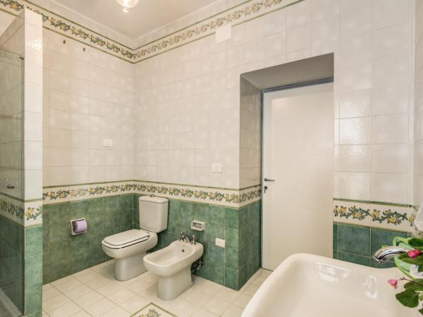 VILLA OLGA LUXURY CAPRI : photo 4 de la chambre chambre double avec salle de bains privative extérieure