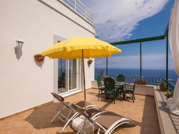 VILLA OLGA LUXURY CAPRI : photo 8 de la chambre suite - vue sur mer
